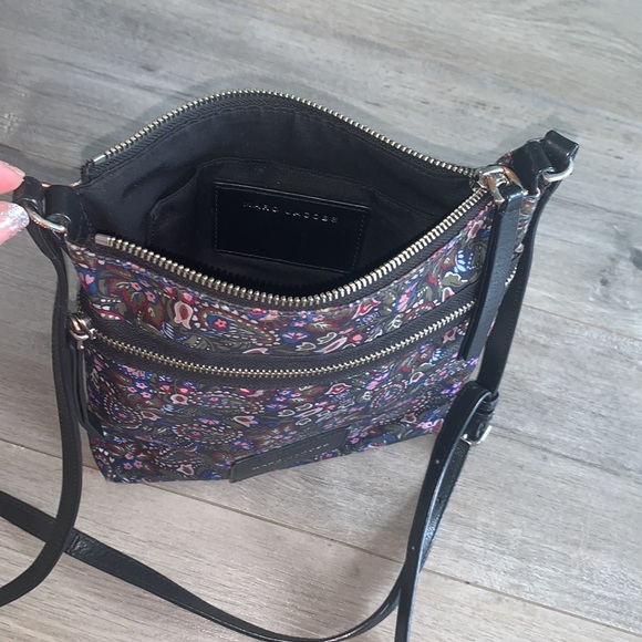Marc Jacobs Garden Paisley Crossbody Bag - Picture 7 of 11
